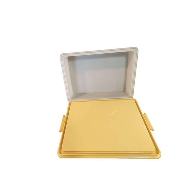 Tupperware Vintage Cake / Cupcake taker with Handle - Picture 4 of 5